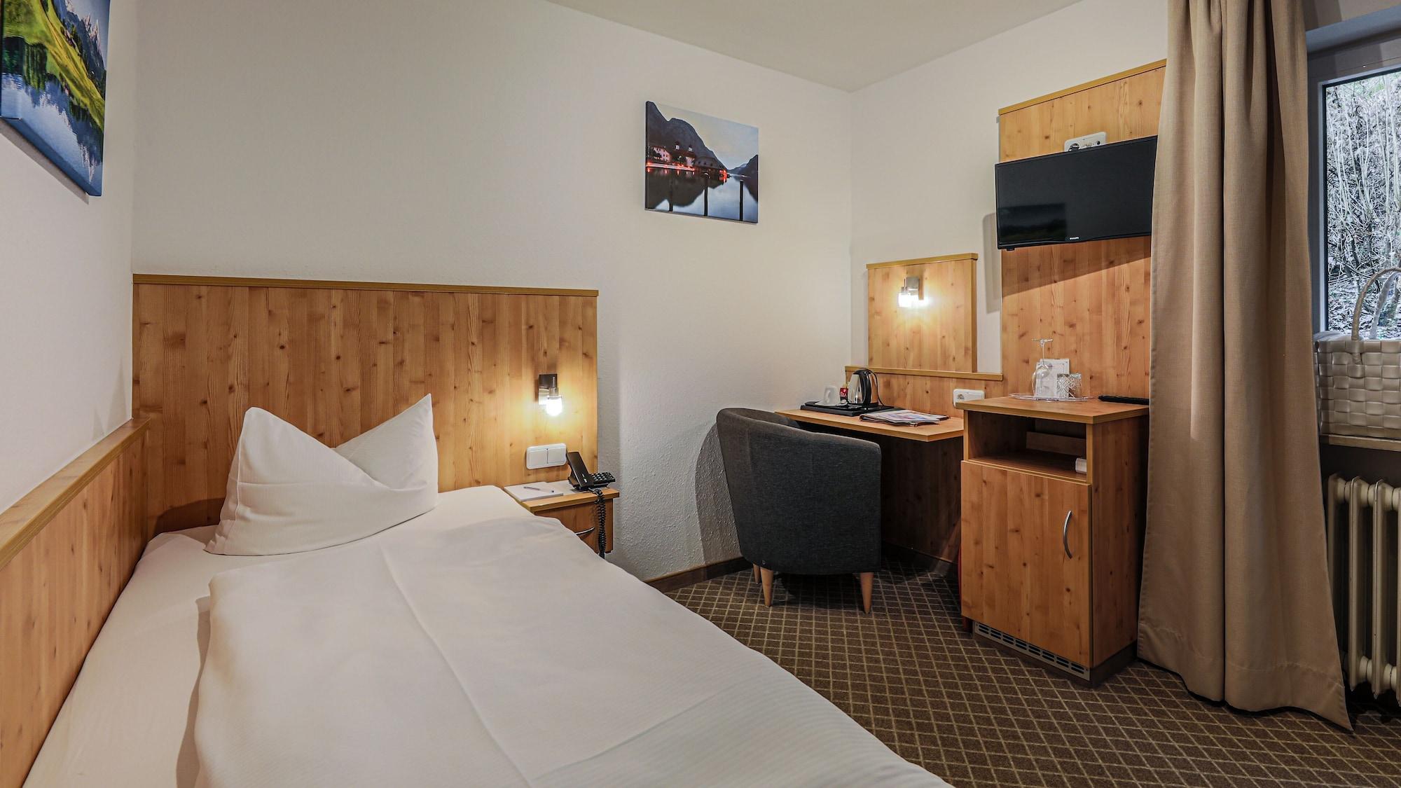 Alpenhotel Fischer 4 Sterne - Adults Only Berchtesgaden Bagian luar foto
